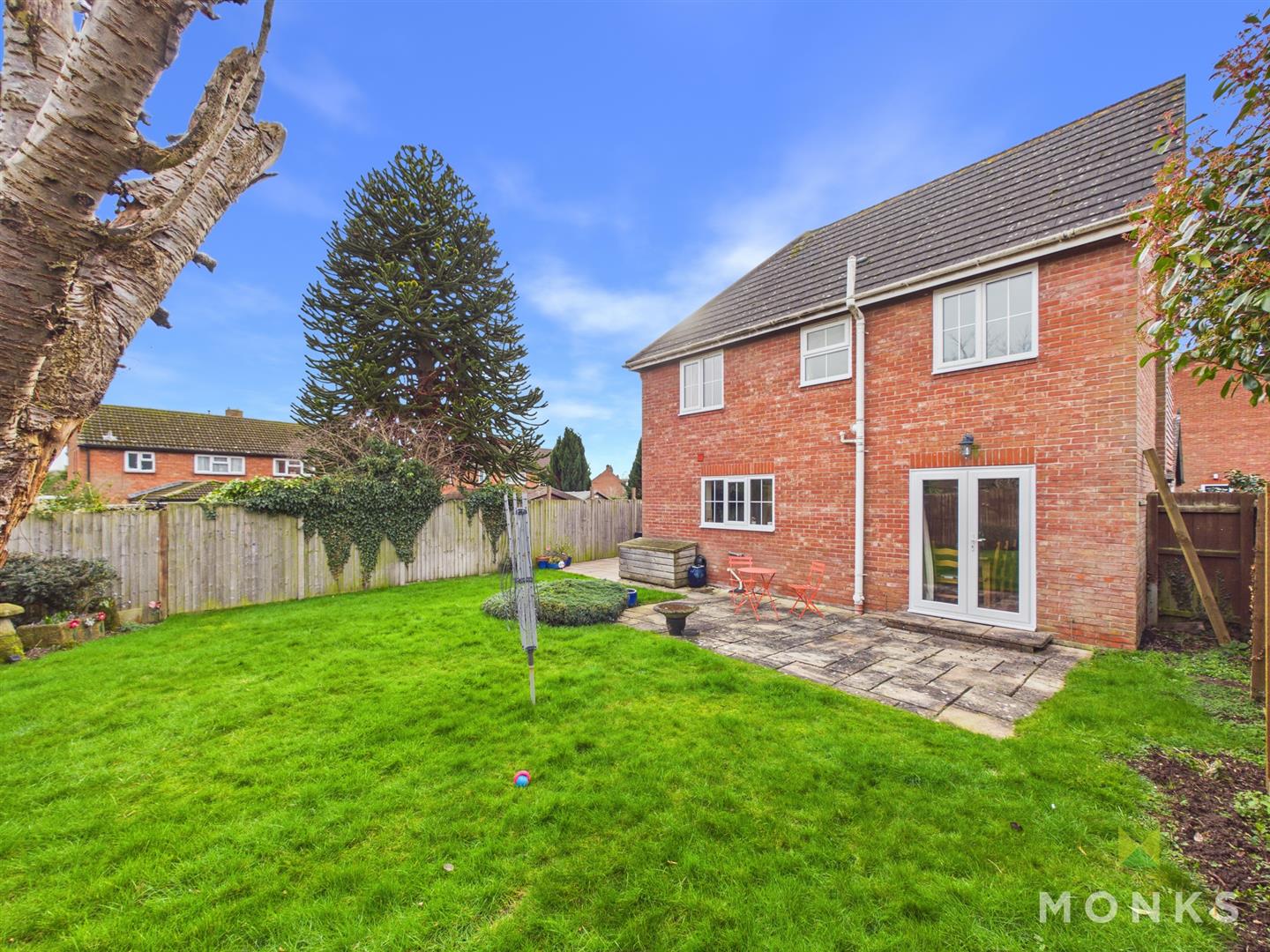 26 Kings Drive, Shrewsbury, SY4 2DG For Sale